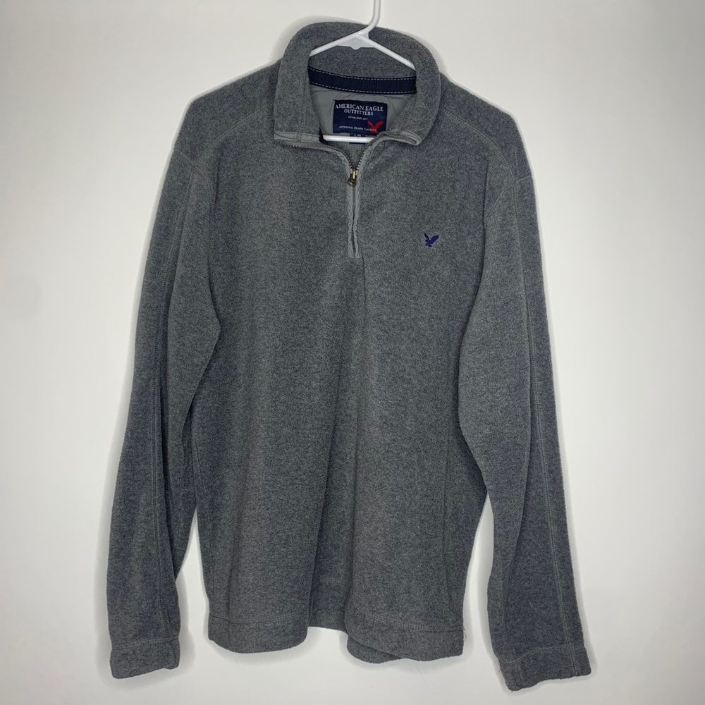 American Eagle Men’s Half Zip Pullover size Large